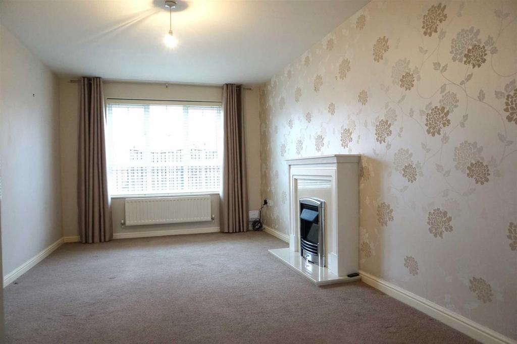 Lime Avenue,Brough 3 bed end of terrace house to rent £875 pcm (£202 pw)