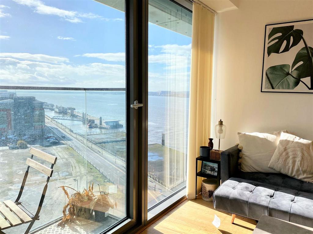 Alexandra Tower, 19 Princes Parade, Liverpool 1 bed apartment £140,000