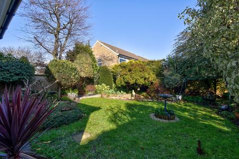 6 Dankton Lane, Sompting, Lancing, BN15 0EE