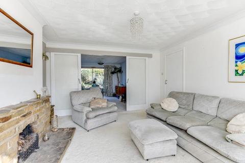 6 Dankton Lane, Sompting, Lancing, BN15 0EE