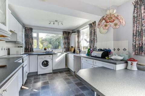 6 Dankton Lane, Sompting, Lancing, BN15 0EE