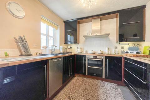 8 Hallams Close, Brandon, Coventry, CV8 3NZ