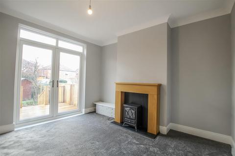 3 bedroom semi-detached house for sale - Staindrop Crescent, Darlington