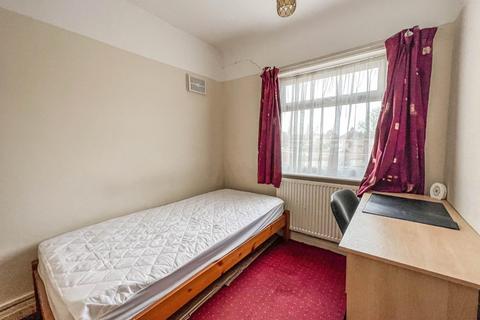 2 Freeburn Causeway, Coventry, CV4 8FQ