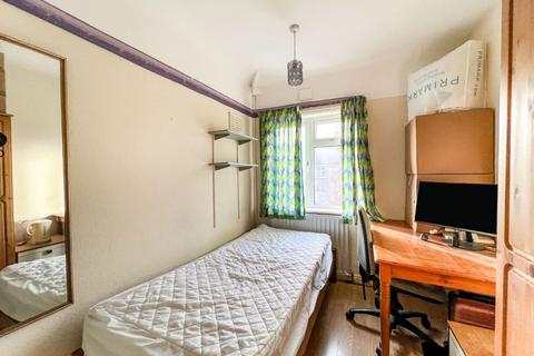 4 Freeburn Causeway, Coventry, CV4 8FQ