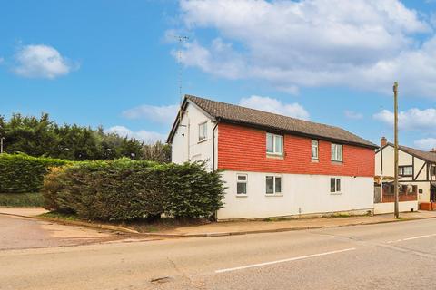 Flat 4, 78 Woburn Road, Heath And Reach, Leighton Buzzard, LU7 0AR
