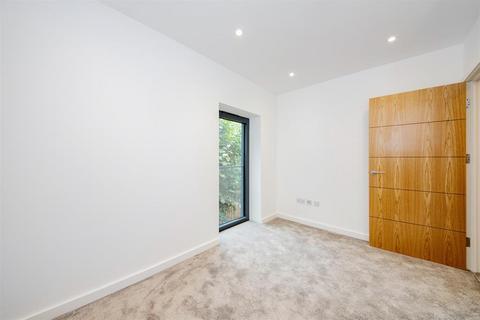 3 bedroom terraced house for sale - Stone Yard Mews, Lee, London, SE12 9AX