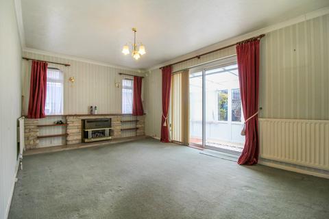 3 bedroom detached bungalow for sale - Kirkfell Close, Tilehurst, Reading, RG31