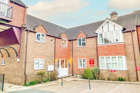 1 bedroom retirement property for sale, Rue de Bayeux, Battle, TN33