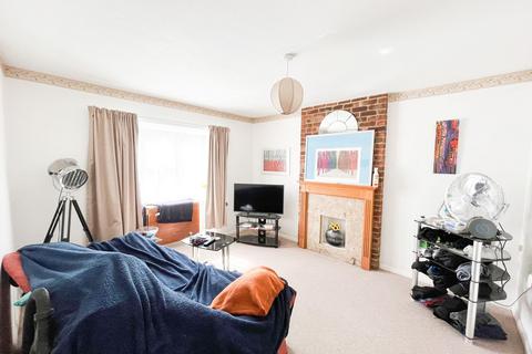1 bedroom retirement property for sale, Rue de Bayeux, Battle, TN33