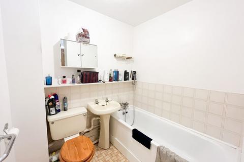 1 bedroom retirement property for sale, Rue de Bayeux, Battle, TN33
