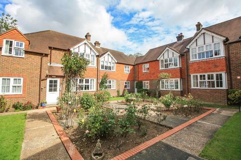 1 bedroom retirement property for sale, Rue de Bayeux, Battle, TN33