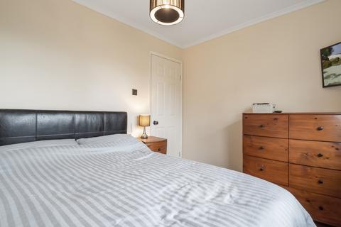 74 Carleton Drive, Giffnock, Glasgow, G46 6AQ