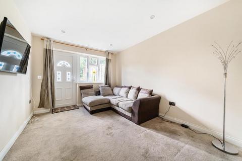 48 Broadley Green, Windlesham, GU20 6AL