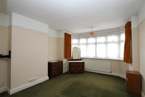 8 Regent Close, Harrow, HA3 0SF
