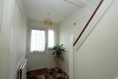 8 Regent Close, Harrow, HA3 0SF