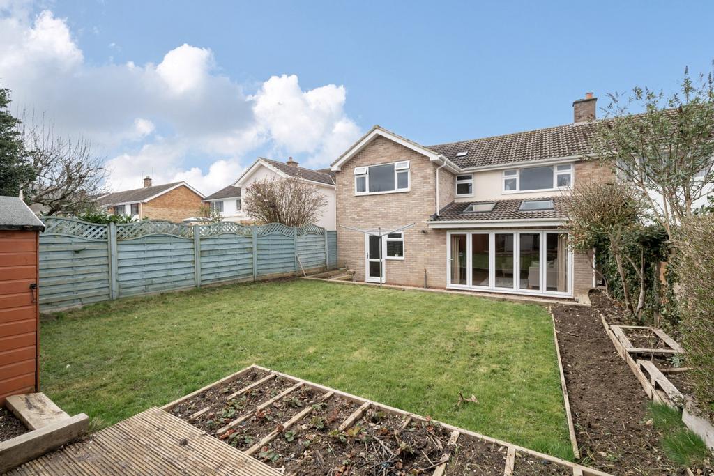 Southfield Close, Leckhampton, Cheltenham, GL53 4 bed semi-detached ...