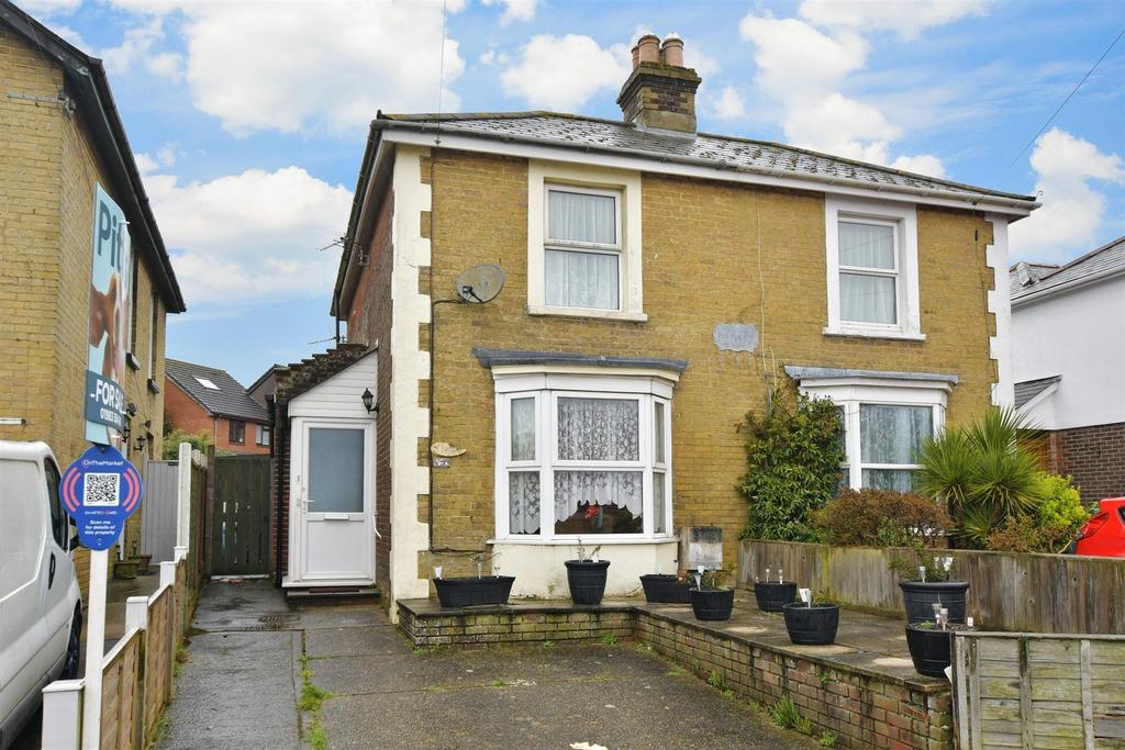 Marlborough Road, Elmfield, Ryde... 2 bed semidetached house £180,000