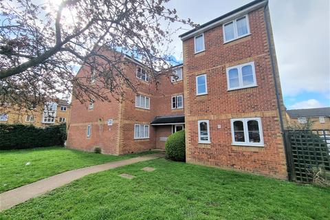 223 Redford Close, Feltham, TW13 4TG