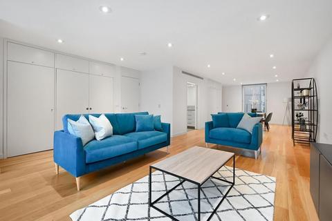 2 bedroom apartment to rent - Princes Street London W1B