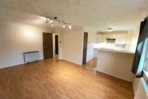 2 bedroom apartment to rent, Mermaid Close, Bury St. Edmunds IP32