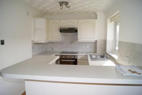 2 bedroom apartment to rent, Mermaid Close, Bury St. Edmunds IP32