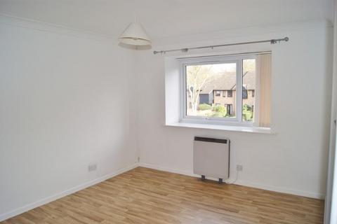 2 bedroom apartment to rent, Mermaid Close, Bury St. Edmunds IP32