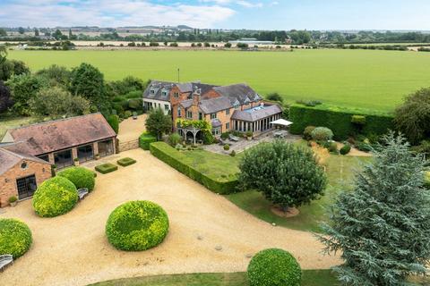 6 bedroom detached house for sale, Armscote Road, Newbold-On-Stour, Stratford Upon Avon, CV37