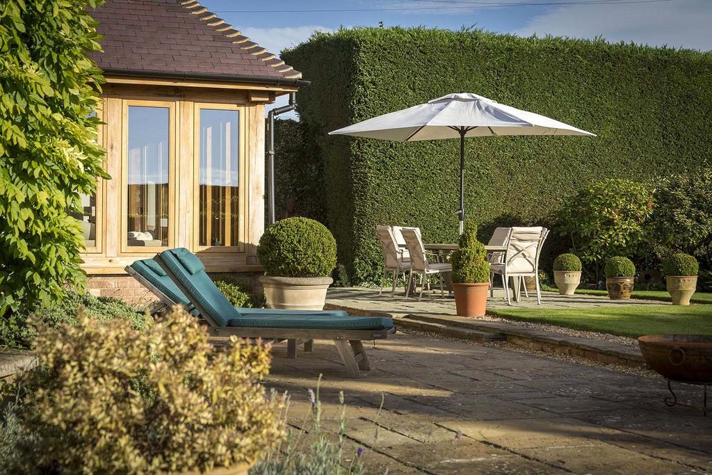 Outdoor Seating