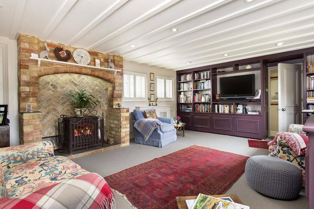 Sitting Room/Library