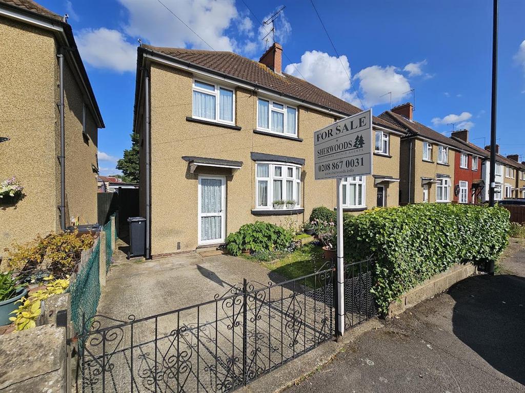 Vernon Road, Feltham 3 bed semidetached house for sale £415,000