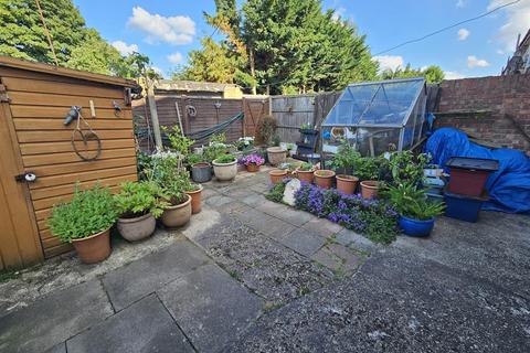 118 Vernon Road, Feltham, TW13 4JZ