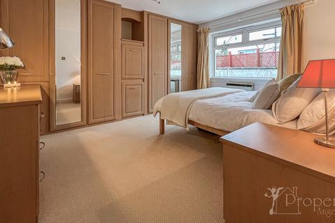 3a Allanshaw Gardens, Hamilton, ML3 8NT