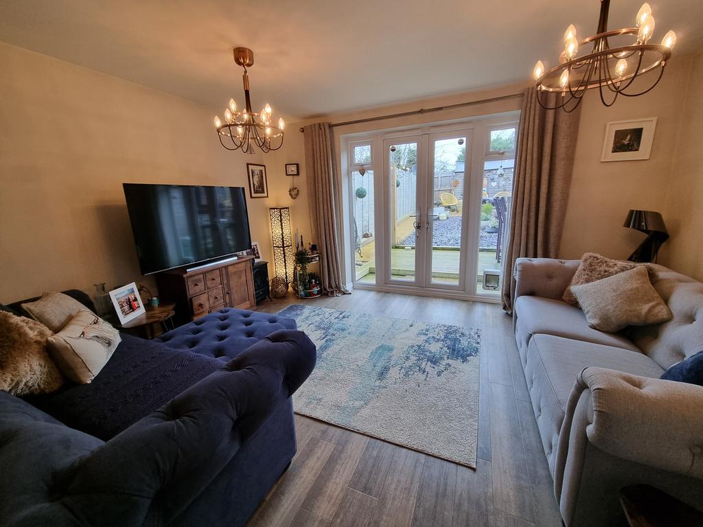 Flint Close, Southam, CV47 3 bed townhouse £315,000