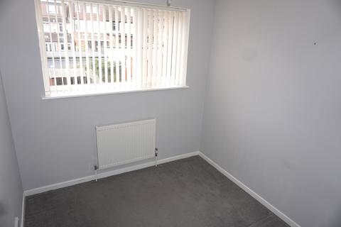 35 Angus Close, Chessington, KT9 2BW
