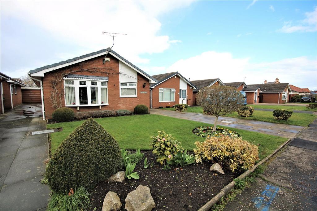 Frankby Road, Greasby, Wirral, Merseyside, CH49 2 bed bungalow for sale