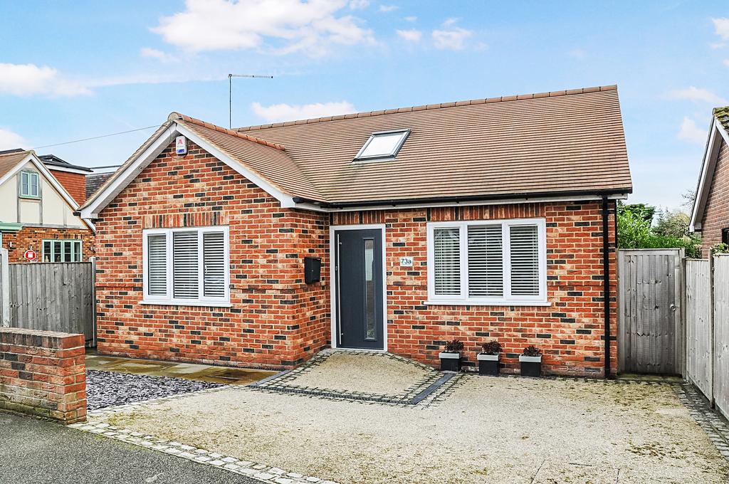 Highfield Road, Chelmsford 2 bed detached bungalow £375,000