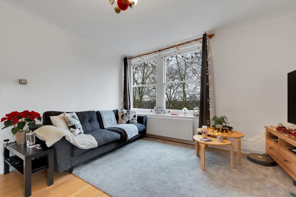 Apartment in London, Taverner Square, Highbury - View 4