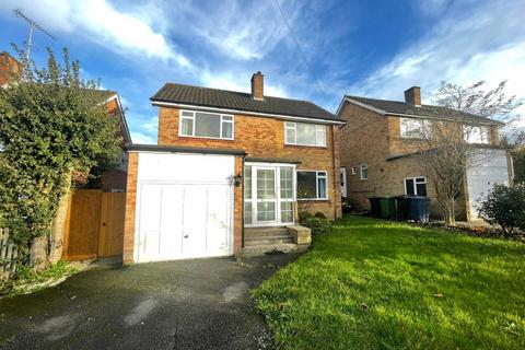 4 bedroom detached house to rent, Carver Hill Road,