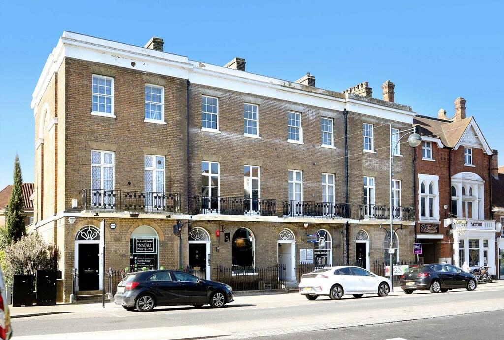 Heston Suite, High Street, High Buckinghamshire, HP11 2AG
