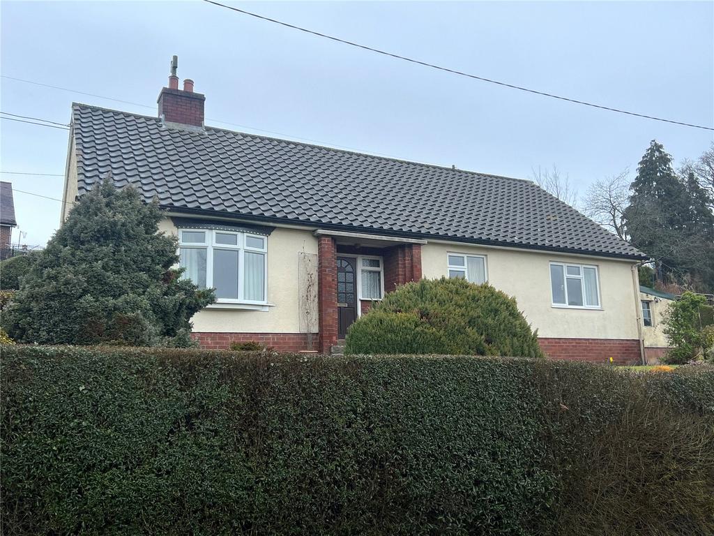 Llanfair Caereinion, Welshpool, Powys, SY21 3 bed bungalow for sale £