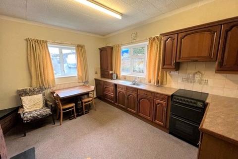 3 bedroom bungalow for sale, Llanfair Caereinion, Welshpool, Powys, SY21