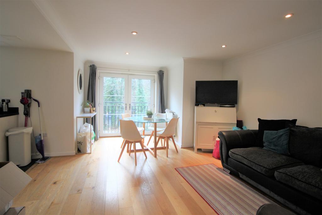 2 Bed Canalside Apartment