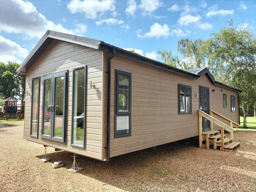 GRAFTON at Thorney Lakes, Thorney lakes, English Drove PE6 2 bed park