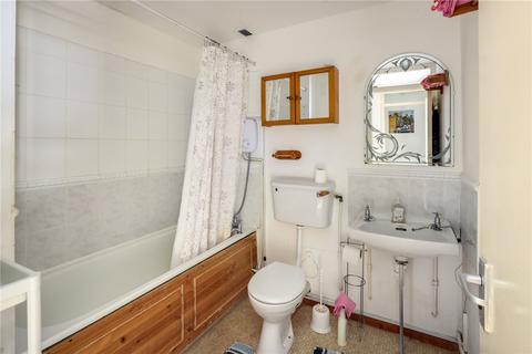 42 Lipton Road, London, E1 0LJ