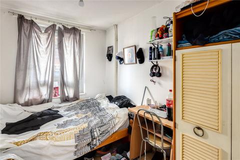42 Lipton Road, London, E1 0LJ