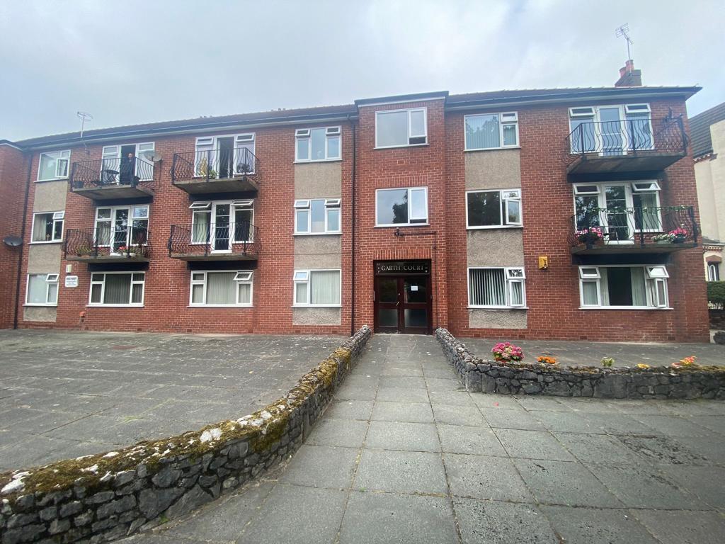 Garth Court, Liverpool L22 2 bed flat £750 pcm (£173 pw)