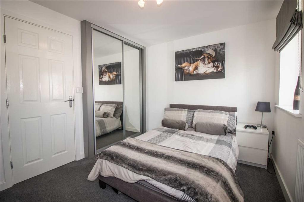 Bedroom ( front )