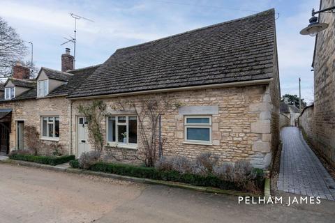 3 bedroom cottage for sale - Lavender Cottage, Redmiles Lane, Ketton - PE9