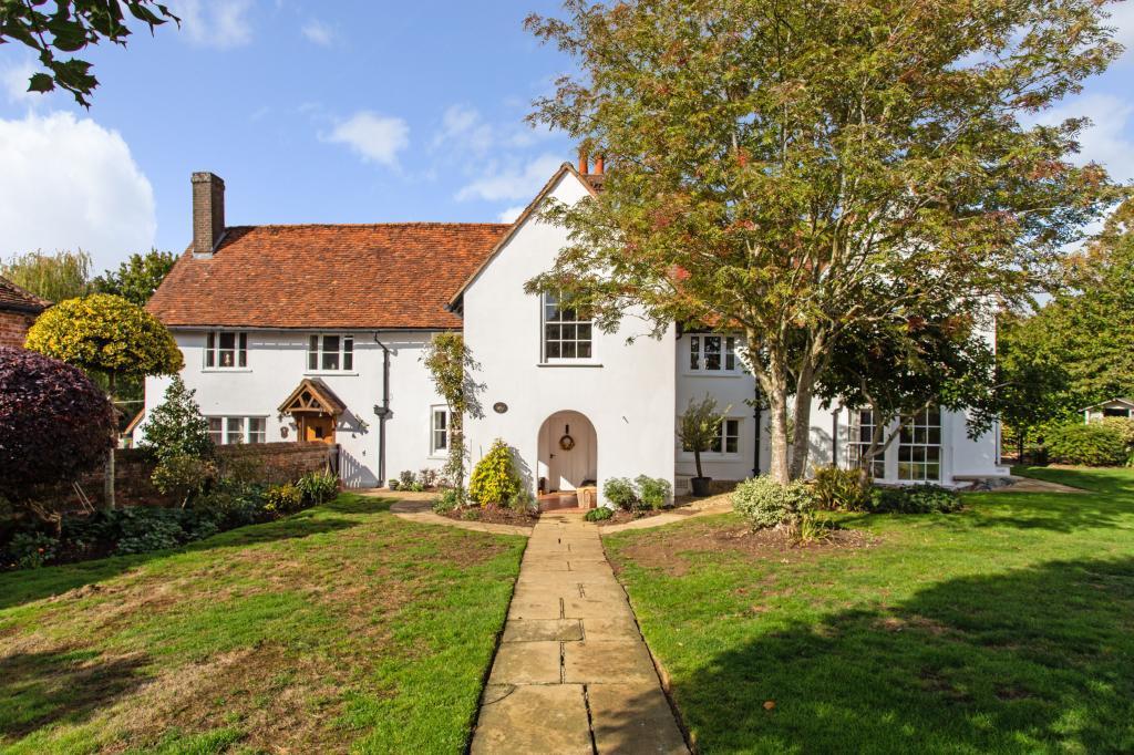 Gaddesden Row, Nr Hemel Hempstead... 6 bed detached house - £2,250,000